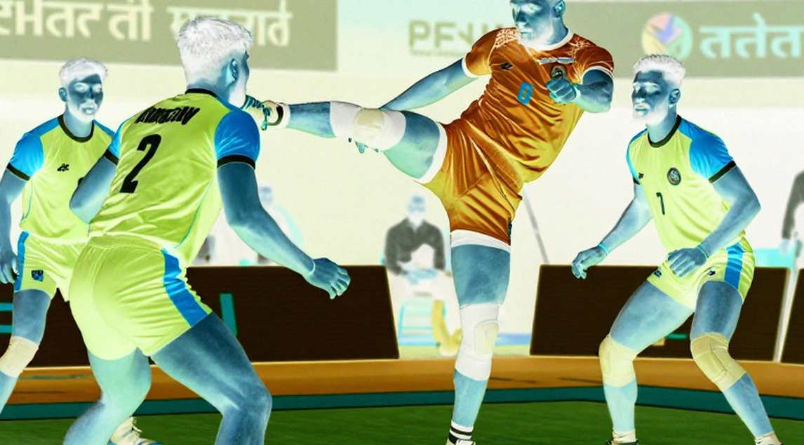 नीलामी की मेज़ पर कबड्डी: असली सौदा वेतन-सीमा और रिटेंशन क्लॉज़ का है